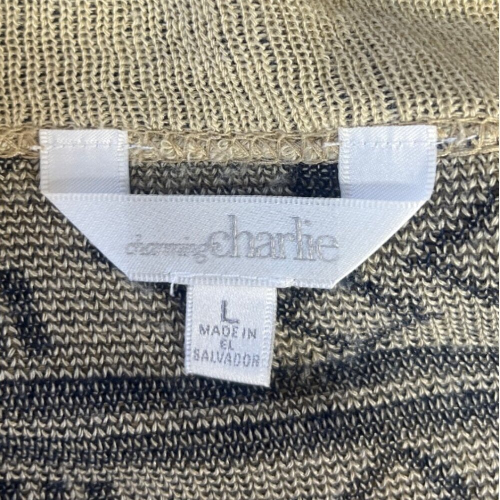 Charming Charlie Aztec Print Open Front Sweater V… - image 5